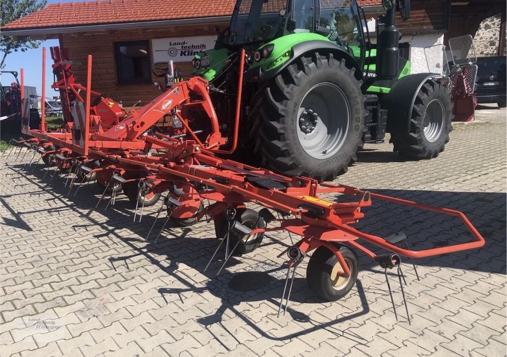 Kreiselheuer des Typs Kuhn Kuhn Giroheuer GF 8702, Gebrauchtmaschine in Teisendorf (Bild 1)