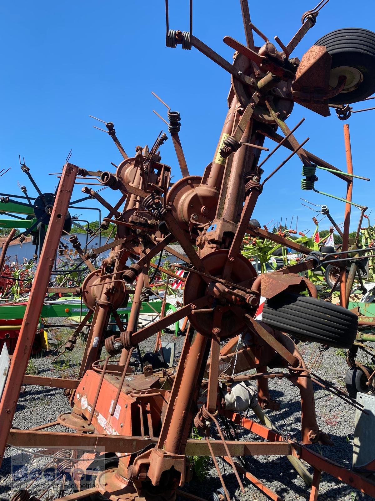 Kreiselheuer of the type Kuhn MH 8501, Gebrauchtmaschine in Weimar-Niederwalgern (Picture 4)