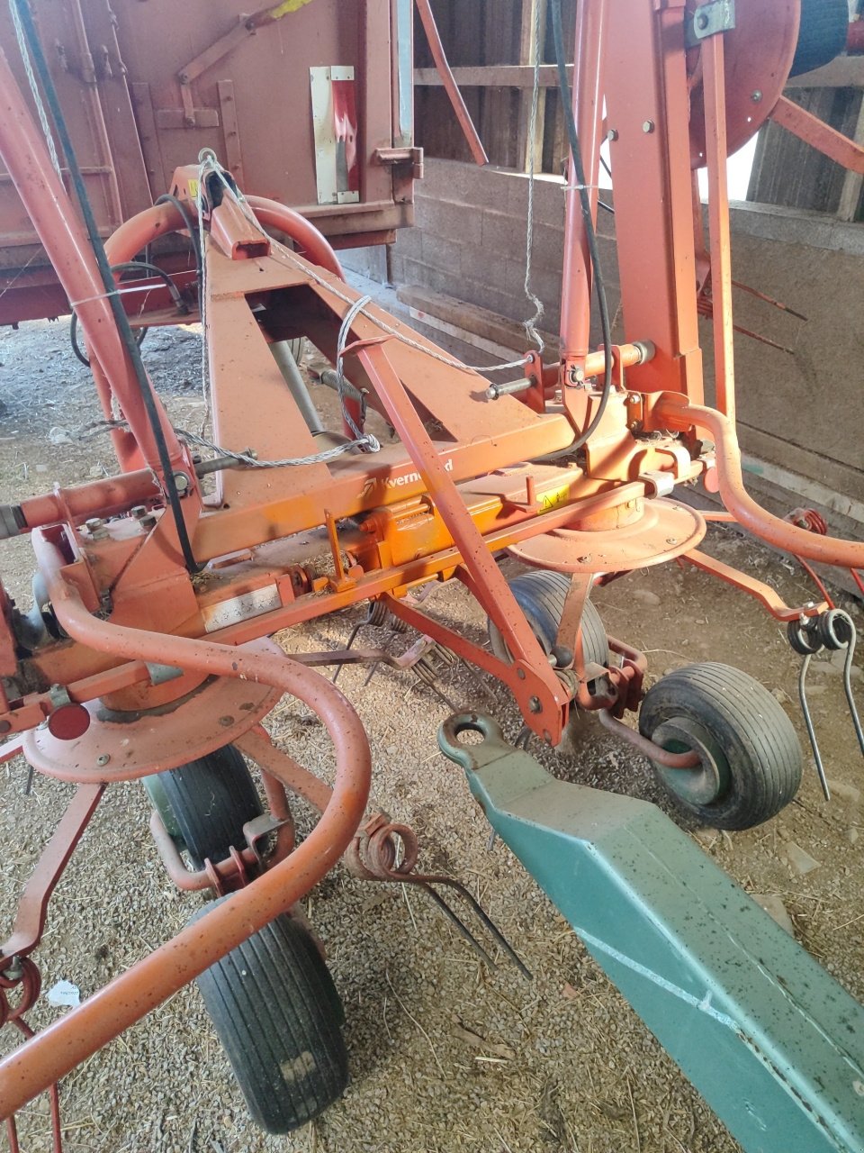 Kreiselheuer typu Kverneland 6593, Gebrauchtmaschine v STENAY (Obrázek 6)