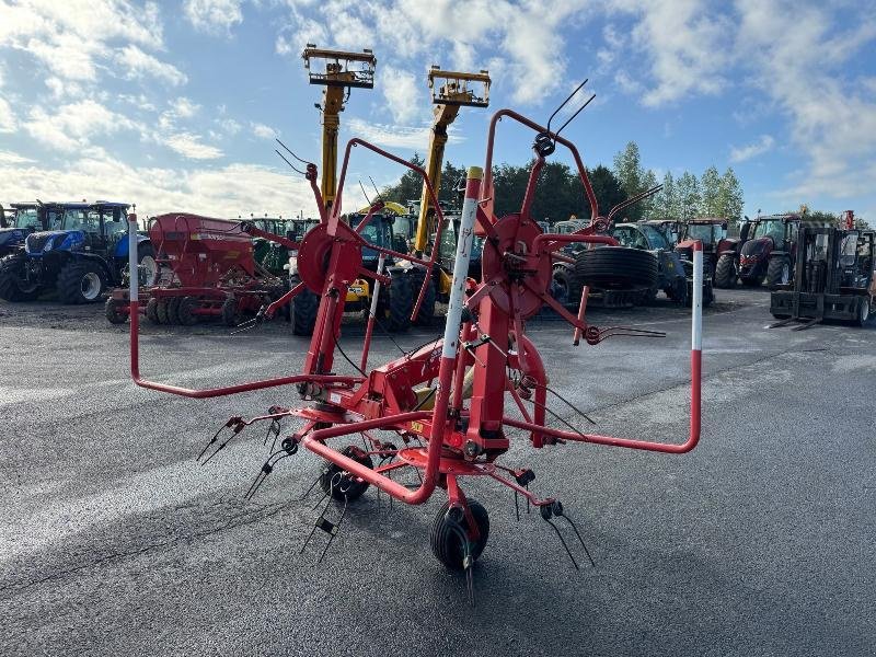 Kreiselheuer des Typs Kverneland 8046, Gebrauchtmaschine in Wargnies Le Grand (Bild 5)