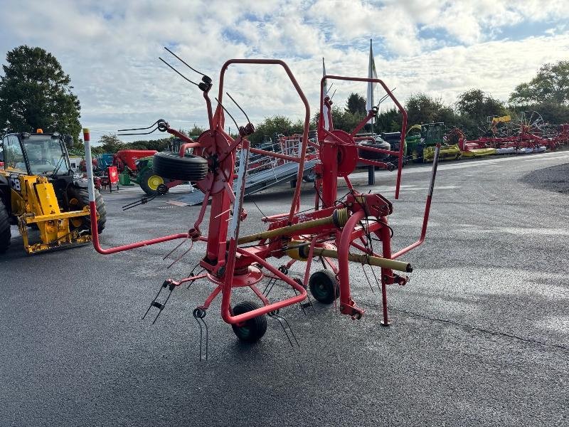 Kreiselheuer des Typs Kverneland 8046, Gebrauchtmaschine in Wargnies Le Grand (Bild 7)