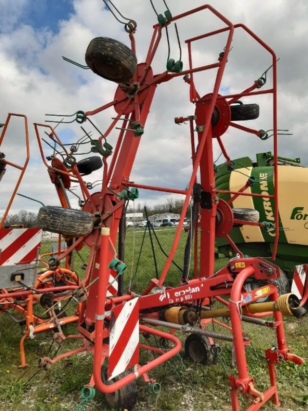 Kreiselheuer des Typs Kverneland 8076, Gebrauchtmaschine in POUSSAY (Bild 1)