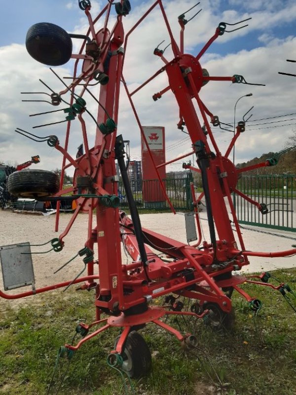 Kreiselheuer des Typs Kverneland 8076, Gebrauchtmaschine in POUSSAY (Bild 2)