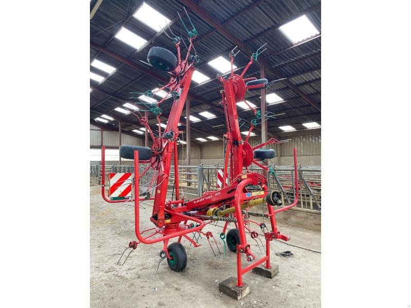 Kreiselheuer des Typs Kverneland 8076, Gebrauchtmaschine in MONTIGNY LE ROI (Bild 1)