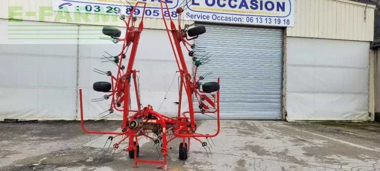 Kreiselheuer des Typs Kverneland 8076, Gebrauchtmaschine in CHAUVONCOURT (Bild 2)