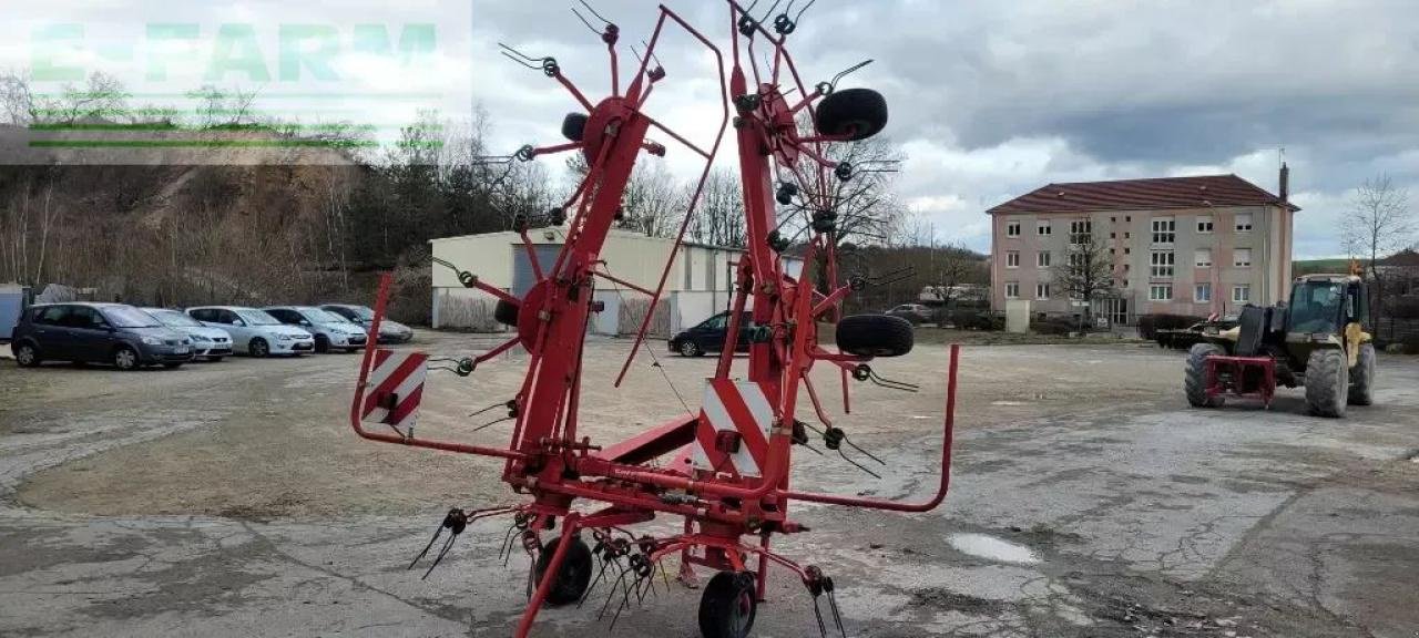 Kreiselheuer des Typs Kverneland 8076, Gebrauchtmaschine in CHAUVONCOURT (Bild 4)