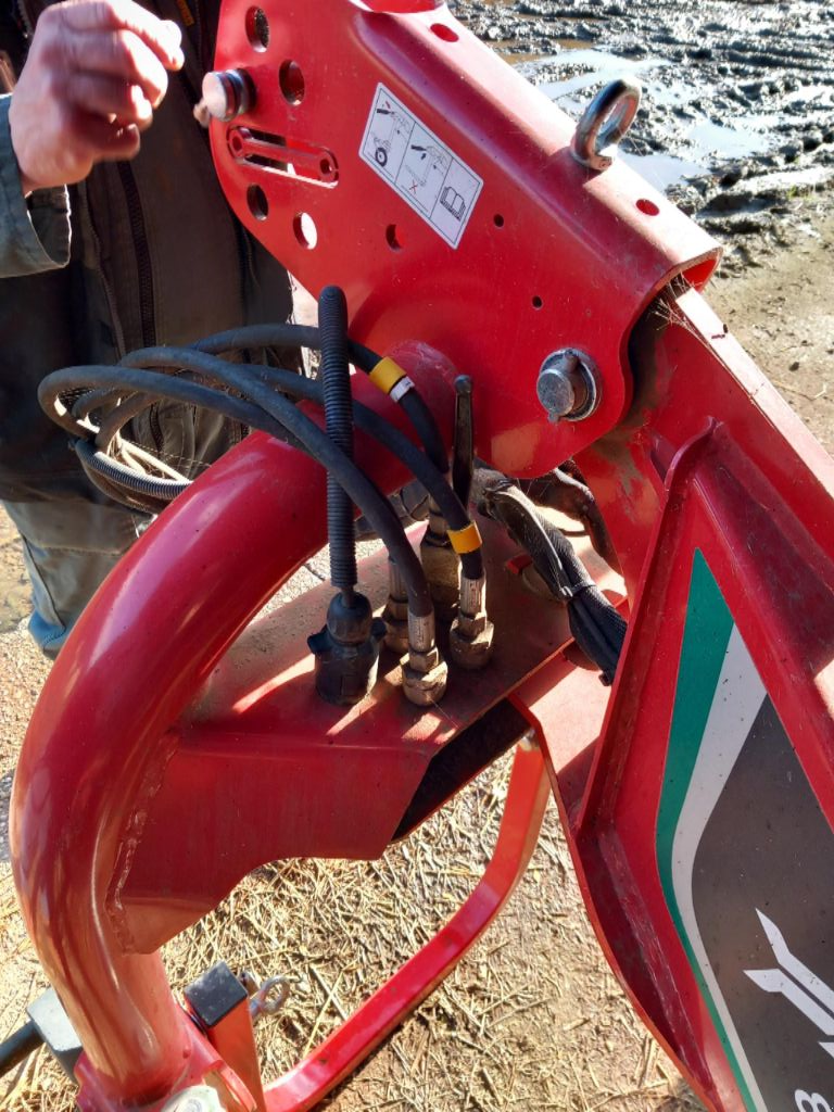 Kreiselheuer Türe ait Kverneland 8568, Gebrauchtmaschine içinde BRECE (resim 7)