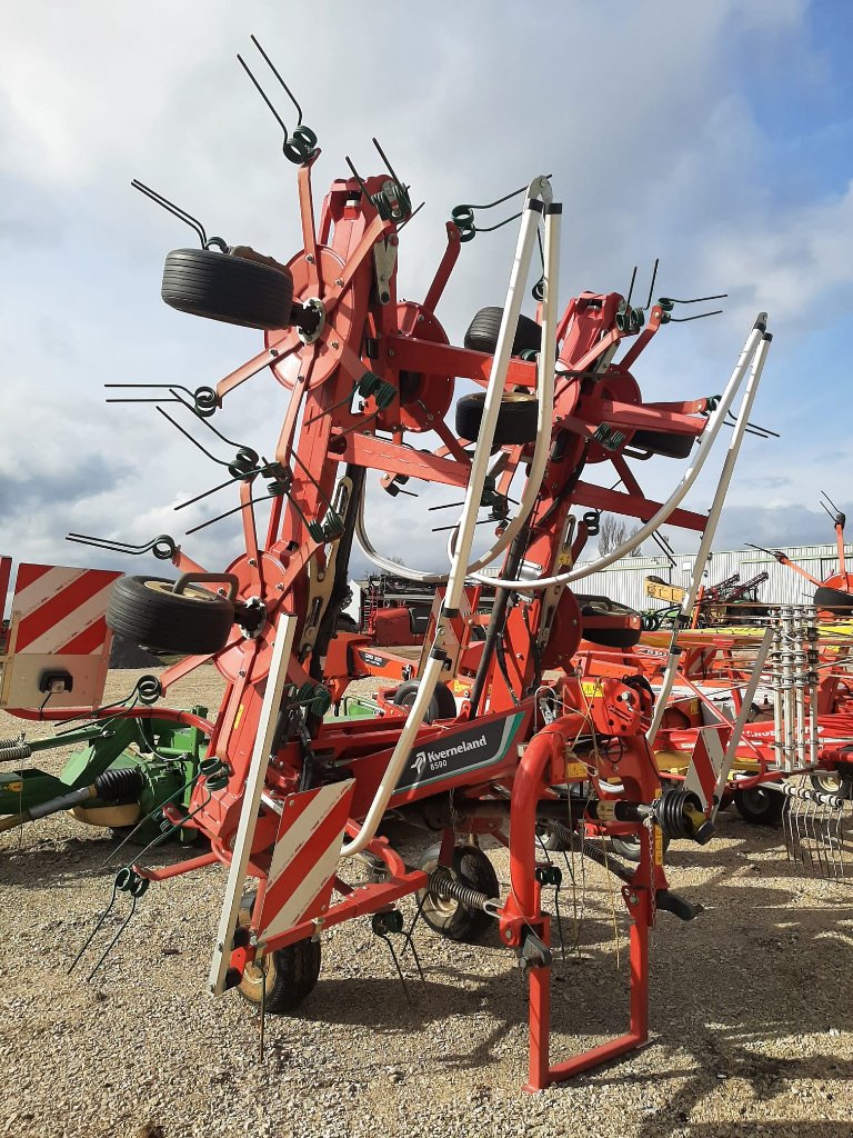Kreiselheuer des Typs Kverneland 8590, Gebrauchtmaschine in VARENNES VAUZELLES (Bild 9)