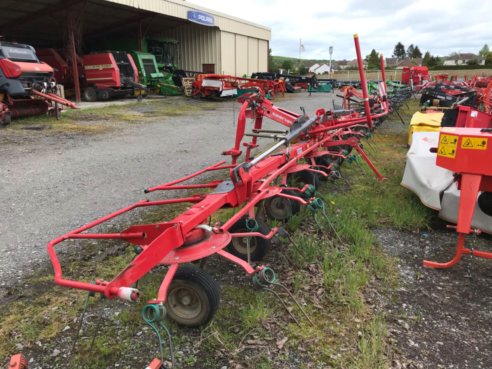Kreiselheuer des Typs Kverneland Faneuse 8090 Kverneland, Gebrauchtmaschine in LA SOUTERRAINE (Bild 1)