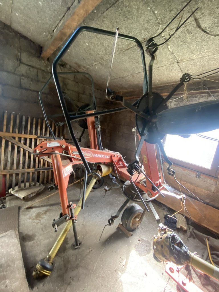 Kreiselheuer typu Kverneland Fanex 463, Gebrauchtmaschine v Calmont (Obrázek 1)