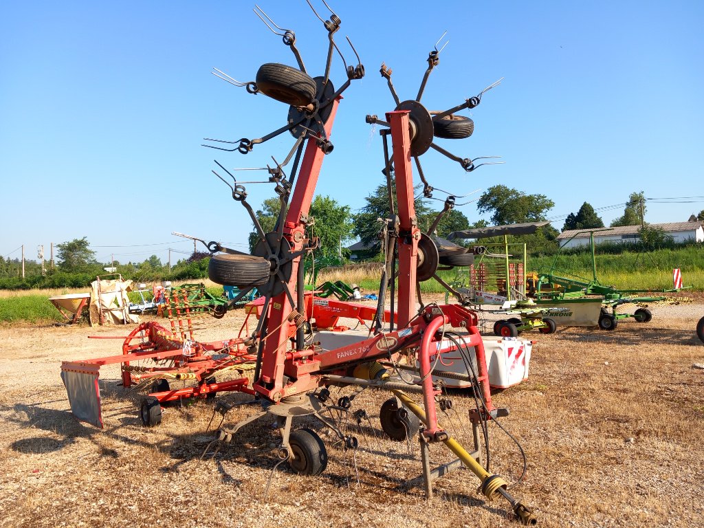 Kreiselheuer typu Kverneland FANEX 763, Gebrauchtmaschine v Calmont (Obrázek 2)