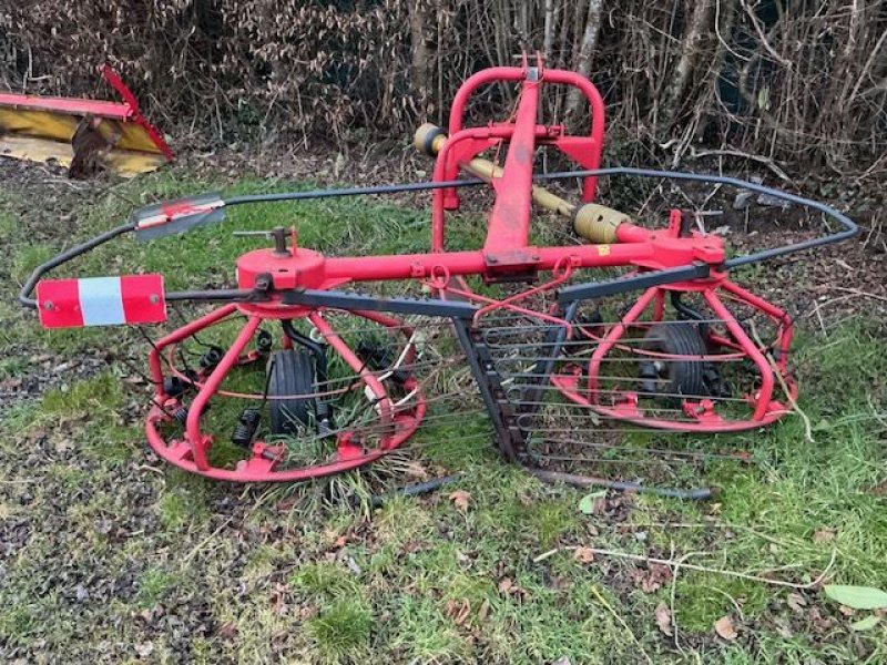 Kreiselheuer des Typs Kverneland HAYBOB300, Gebrauchtmaschine in les hayons (Bild 3)