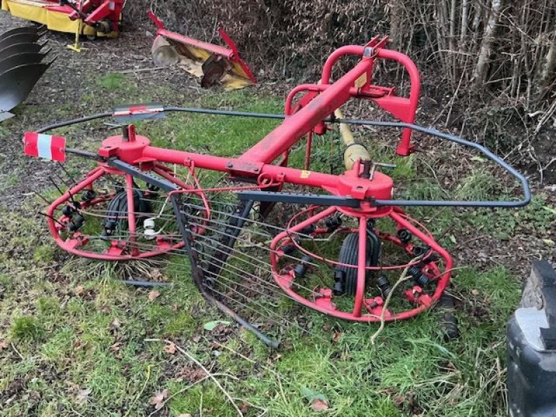 Kreiselheuer des Typs Kverneland HAYBOB300, Gebrauchtmaschine in les hayons (Bild 2)