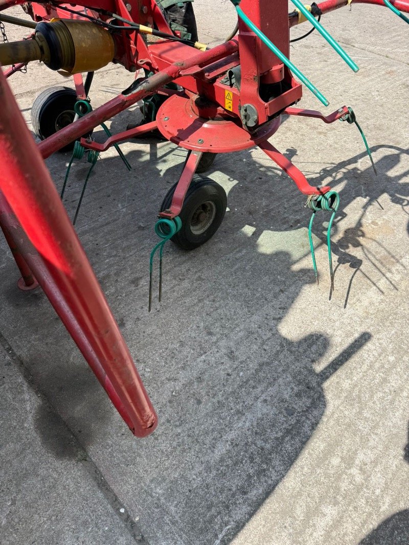 Kreiselheuer typu Kverneland Taarup 8046, Gebrauchtmaschine v Liebenwalde (Obrázek 16)