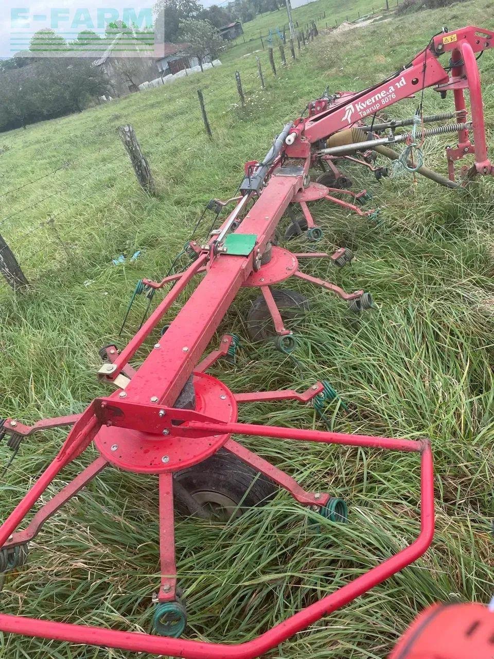 Kreiselheuer Türe ait Kverneland taarup 8076, Gebrauchtmaschine içinde CHAUVONCOURT (resim 3)