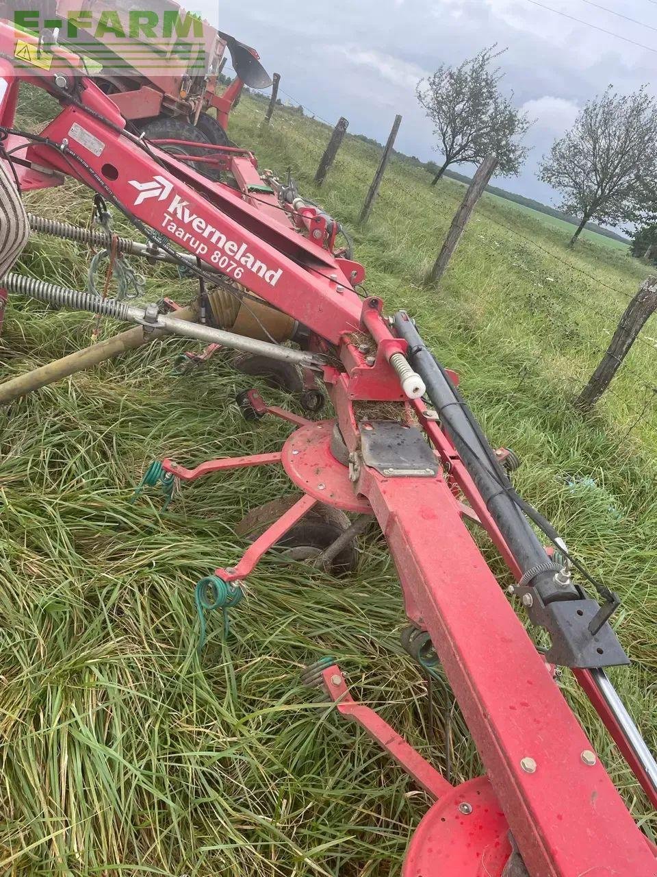 Kreiselheuer Türe ait Kverneland taarup 8076, Gebrauchtmaschine içinde CHAUVONCOURT (resim 5)