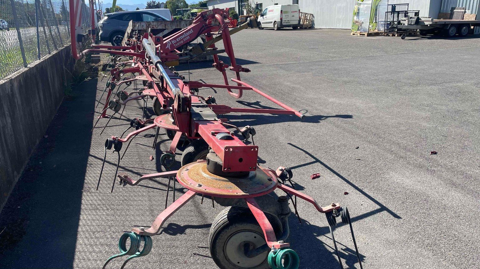 Kreiselheuer vrste Kverneland Taarup 8090, Gebrauchtmaschine v ST ELIX THEUX (Slika 4)