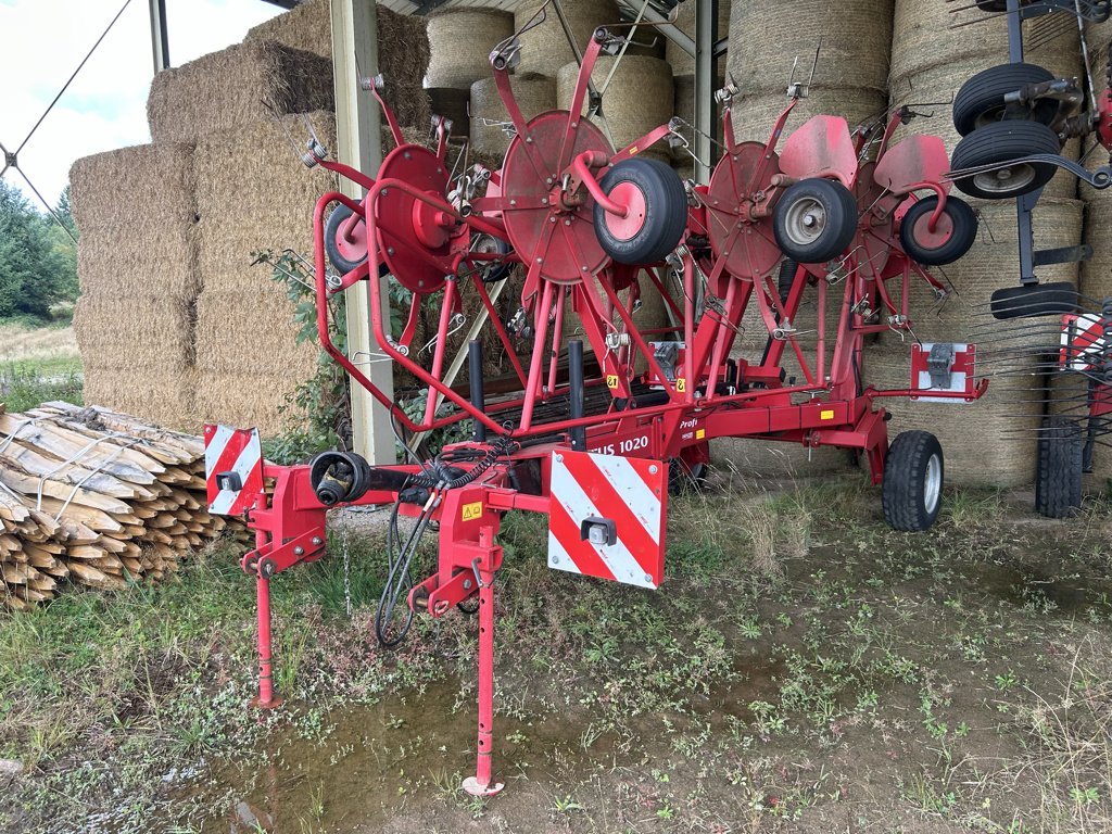 Kreiselheuer of the type Lely LOTUS 1020, Gebrauchtmaschine in MEYMAC (Picture 1)