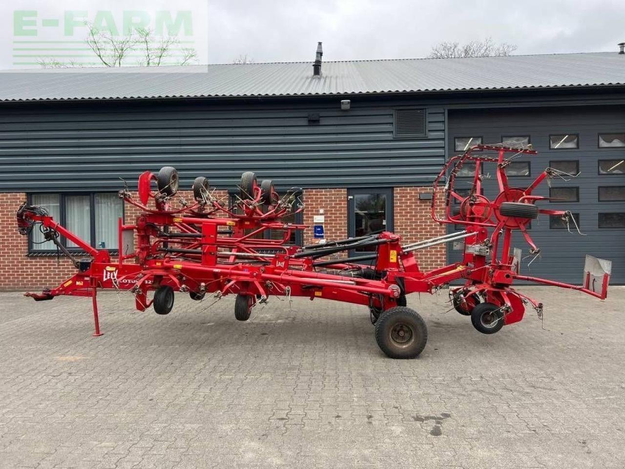 Kreiselheuer tip Lely lotus 1325, Gebrauchtmaschine in ag BROEKLAND (Poză 2)