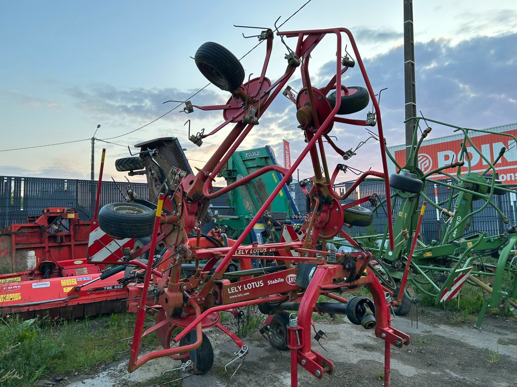 Kreiselheuer of the type Lely LOTUS 675, Gebrauchtmaschine in MALESTROIT (Picture 2)