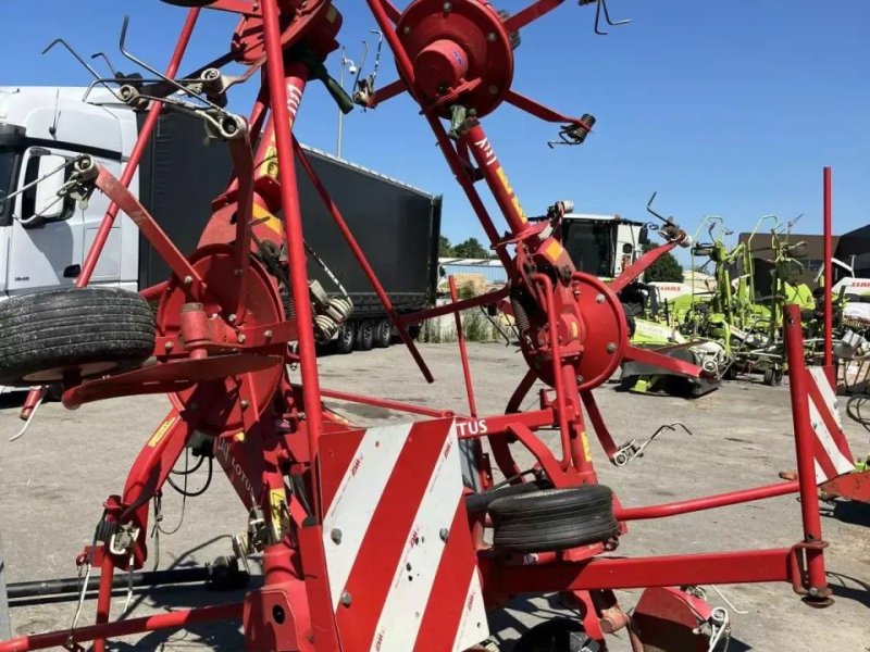 Kreiselheuer of the type Lely lotus 675, Gebrauchtmaschine in BLENDECQUES (Picture 1)