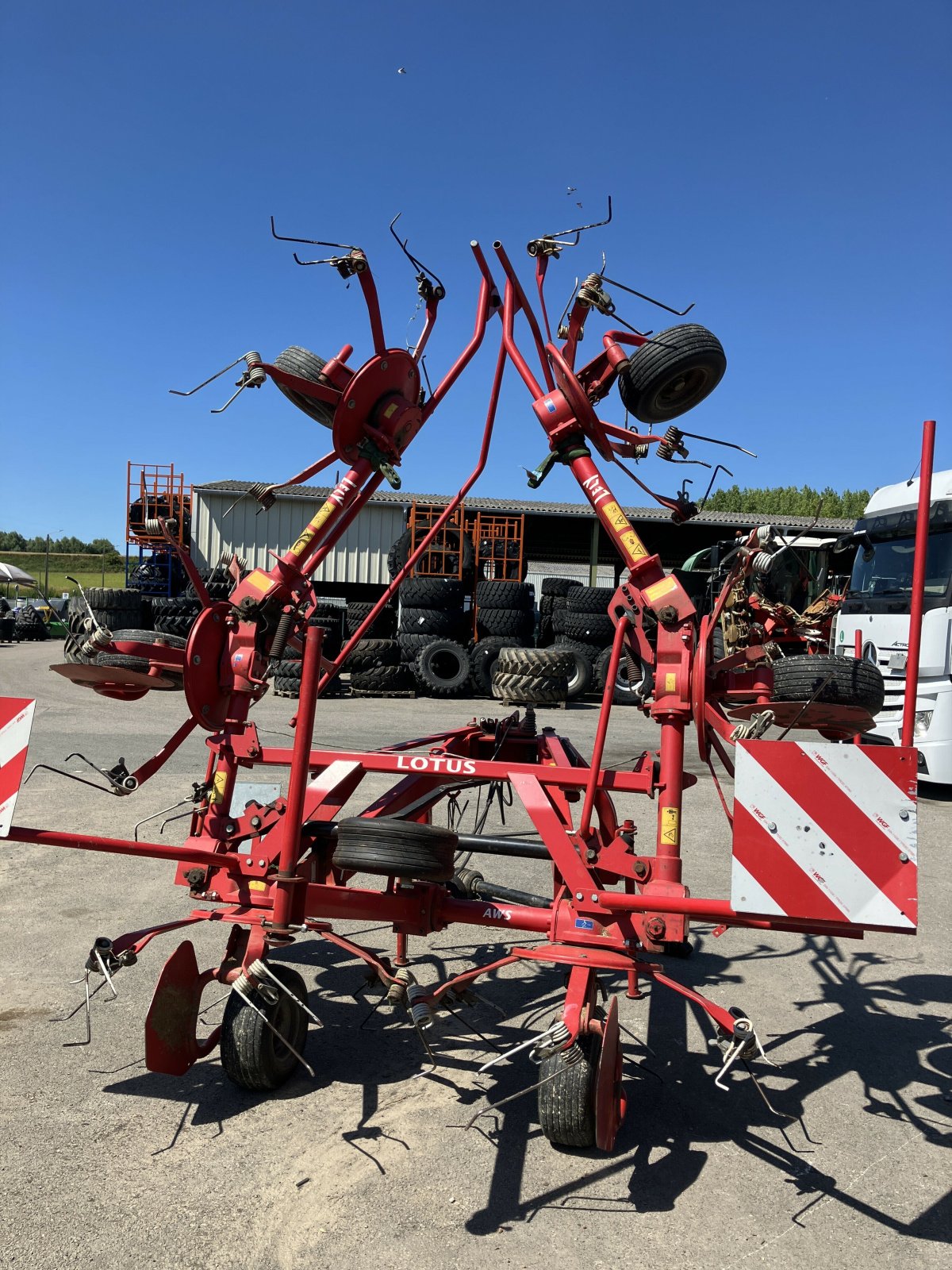 Kreiselheuer typu Lely LOTUS 675, Gebrauchtmaschine v BLENDECQUES (Obrázek 4)