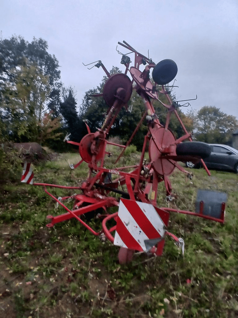 Kreiselheuer типа Lely LOTUS 7.70 M, Gebrauchtmaschine в CINTHEAUX (Фотография 3)