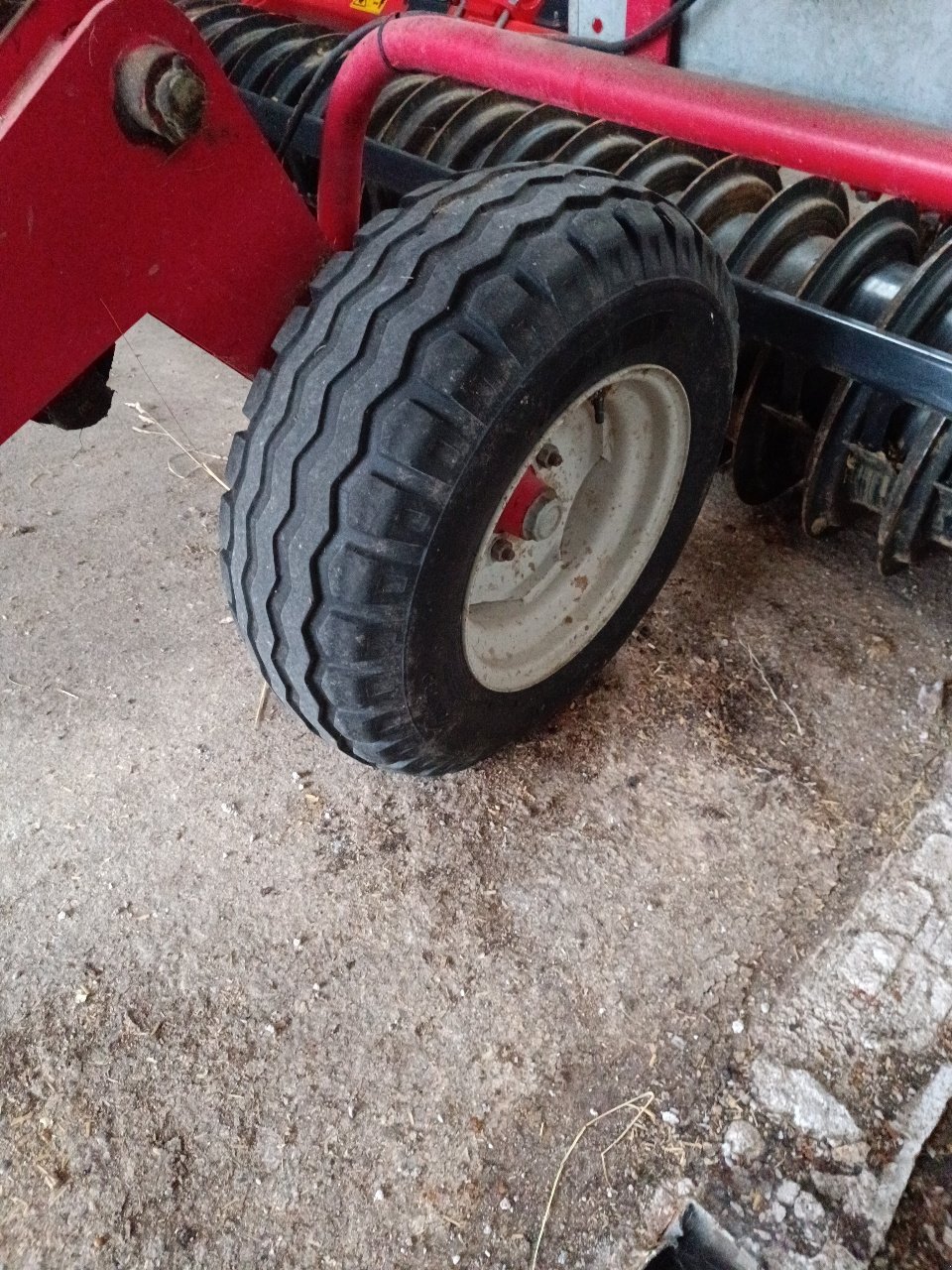 Kreiselheuer del tipo Lely Lotus 900 s plus, Gebrauchtmaschine In MANDRES-SUR-VAIR (Immagine 5)