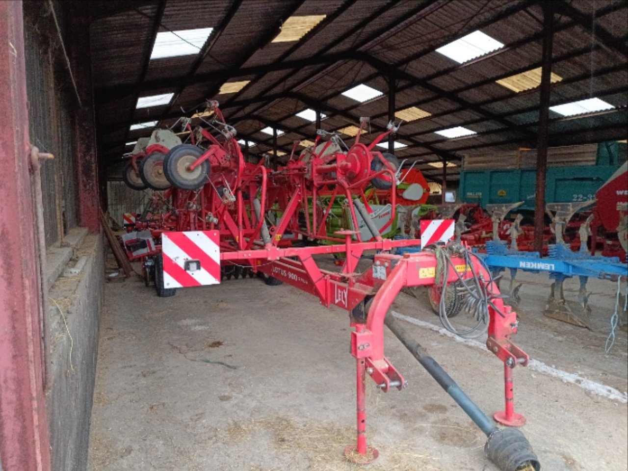 Kreiselheuer del tipo Lely Lotus 900 s plus, Gebrauchtmaschine In MANDRES-SUR-VAIR (Immagine 1)