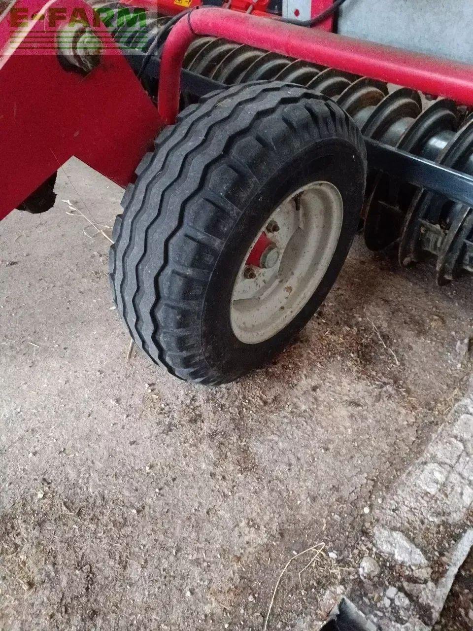 Kreiselheuer типа Lely lotus 900 s plus, Gebrauchtmaschine в CHAUVONCOURT (Фотография 5)