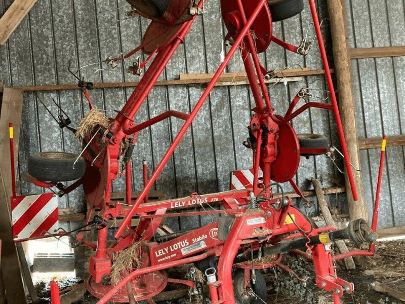 Kreiselheuer Türe ait Lely lotus stabilo 770, Gebrauchtmaschine içinde PLOUIGNEAU (resim 1)