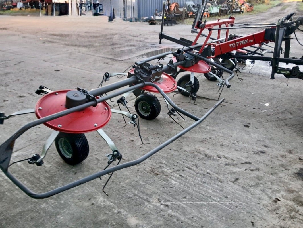 Kreiselheuer del tipo Massey Ferguson 776Xdn, Gebrauchtmaschine In Liebenwalde (Immagine 9)