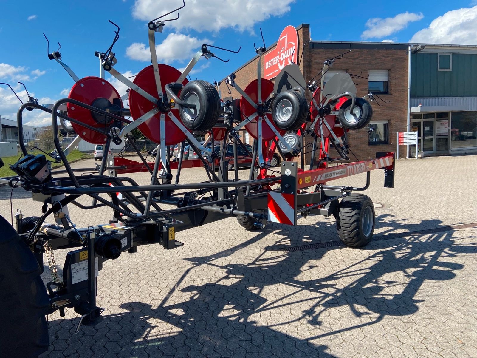 Kreiselheuer del tipo Massey Ferguson TD 1028X TRC, Neumaschine In Kaisersesch (Immagine 13)