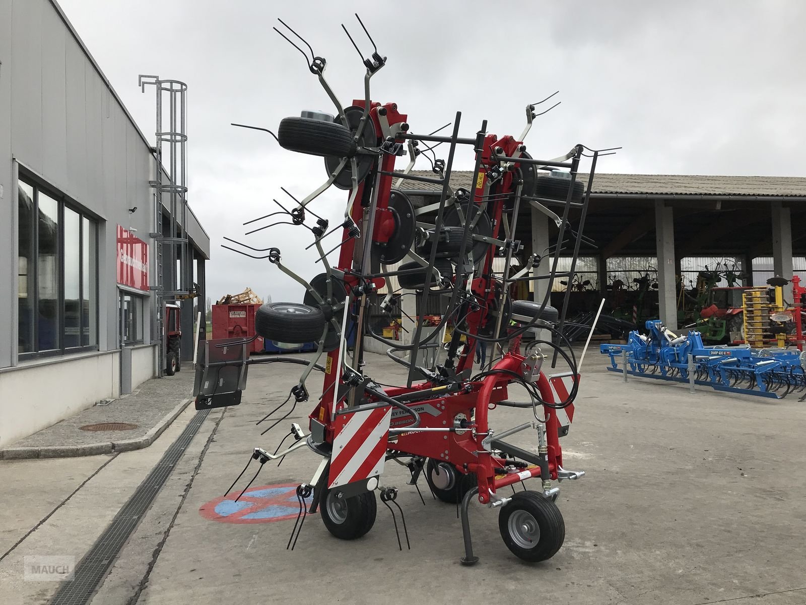 Kreiselheuer типа Massey Ferguson TD.868 DN, Neumaschine в Burgkirchen (Фотография 4)