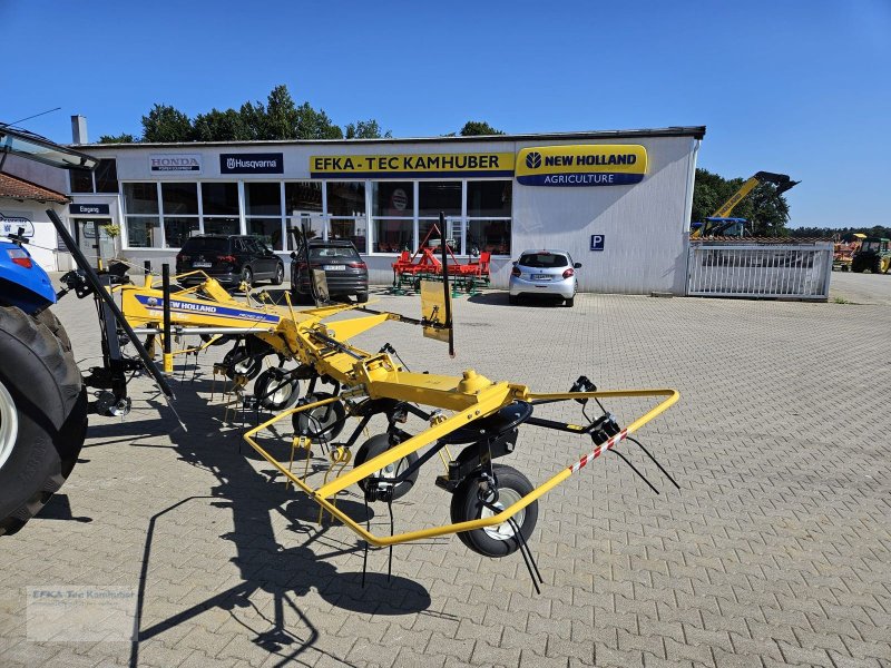 Kreiselheuer des Typs New Holland Proted 690, Neumaschine in Erlbach (Bild 1)