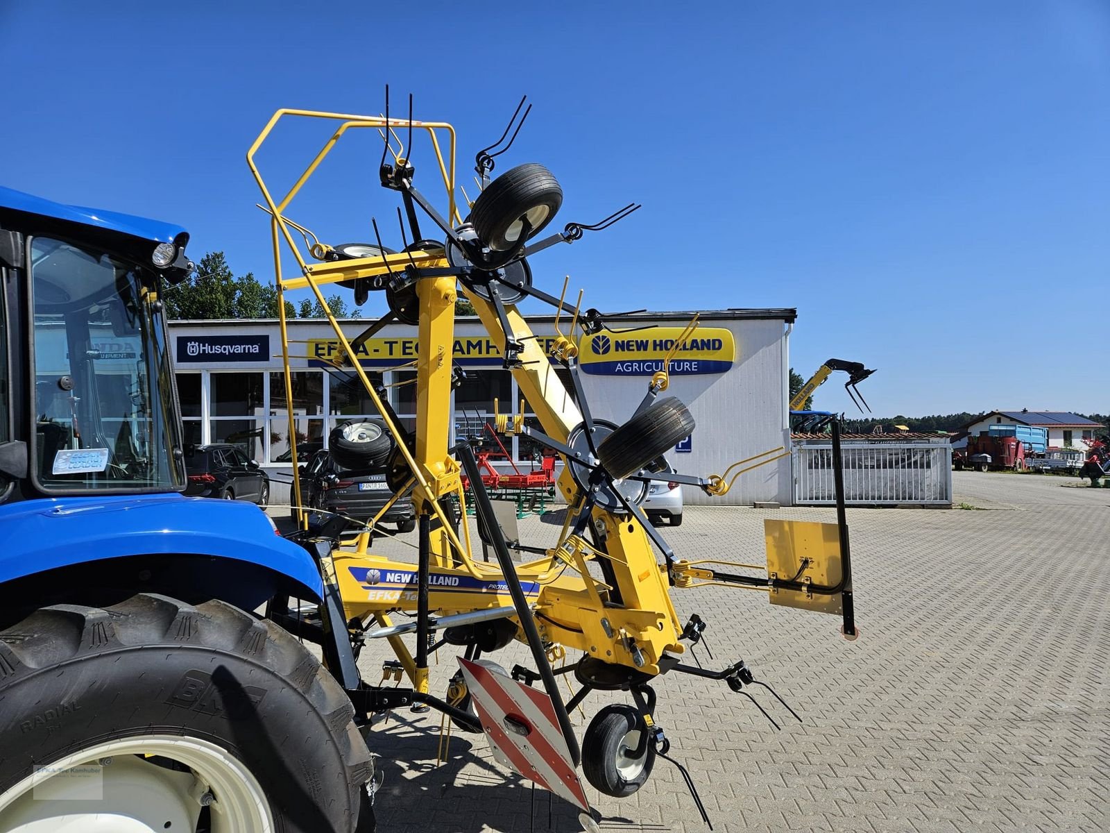 Kreiselheuer des Typs New Holland Proted 690, Neumaschine in Erlbach (Bild 6)