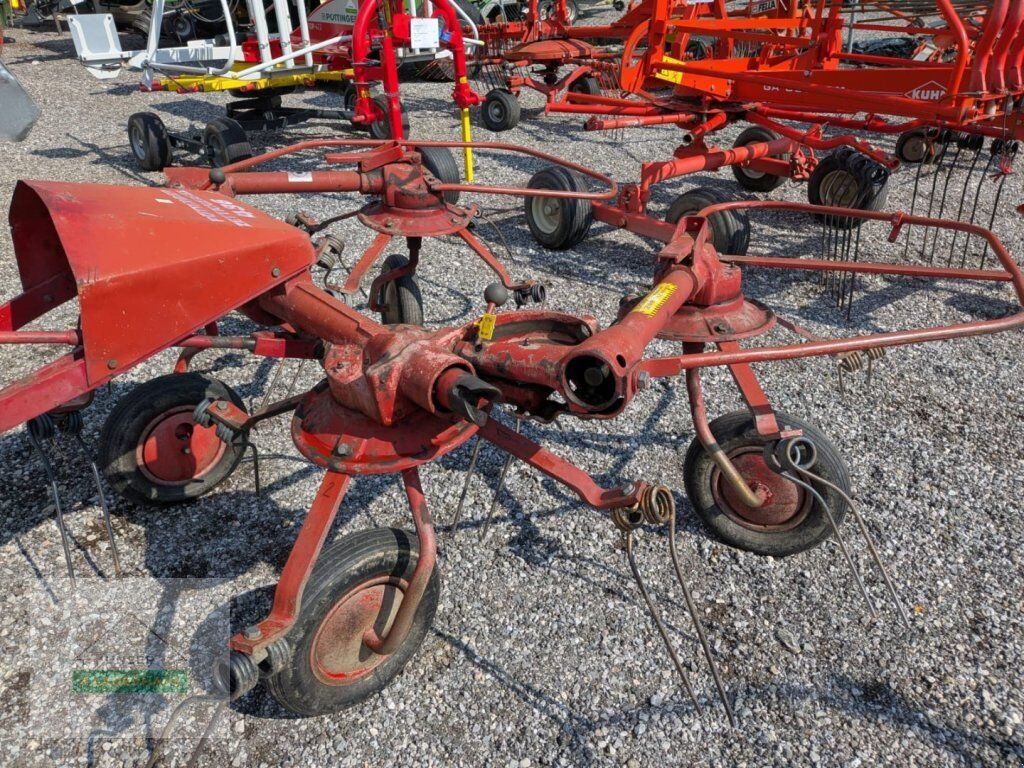 Kreiselheuer του τύπου Pöttinger 436, Gebrauchtmaschine σε Schlitters (Φωτογραφία 1)