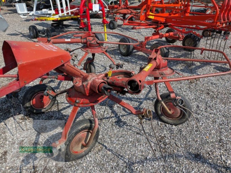 Kreiselheuer типа Pöttinger 436, Gebrauchtmaschine в Schlitters (Фотография 1)