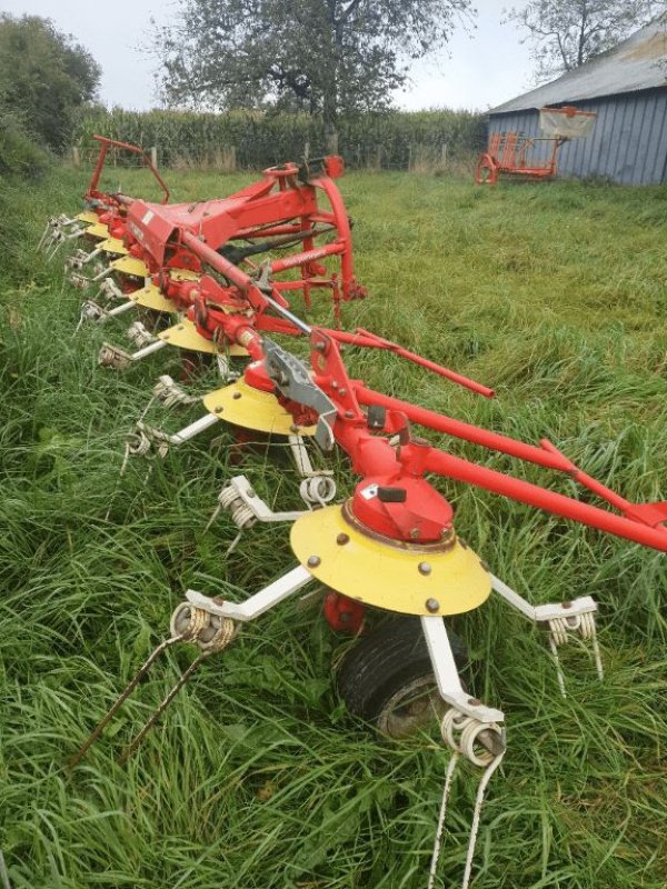 Kreiselheuer des Typs Pöttinger 810N, Gebrauchtmaschine in DOMFRONT (Bild 1)