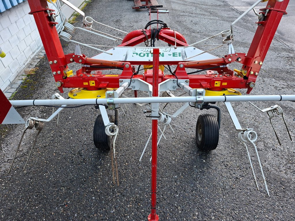 Kreiselheuer tip Pöttinger Alpinhit 4.4H Kreiselheuer, Gebrauchtmaschine in Chur (Poză 5)