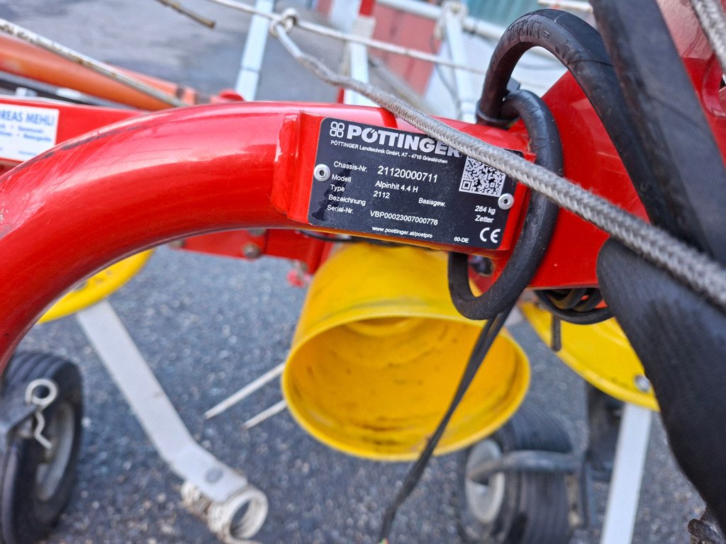 Kreiselheuer tip Pöttinger Alpinhit 4.4H Kreiselheuer, Gebrauchtmaschine in Chur (Poză 4)
