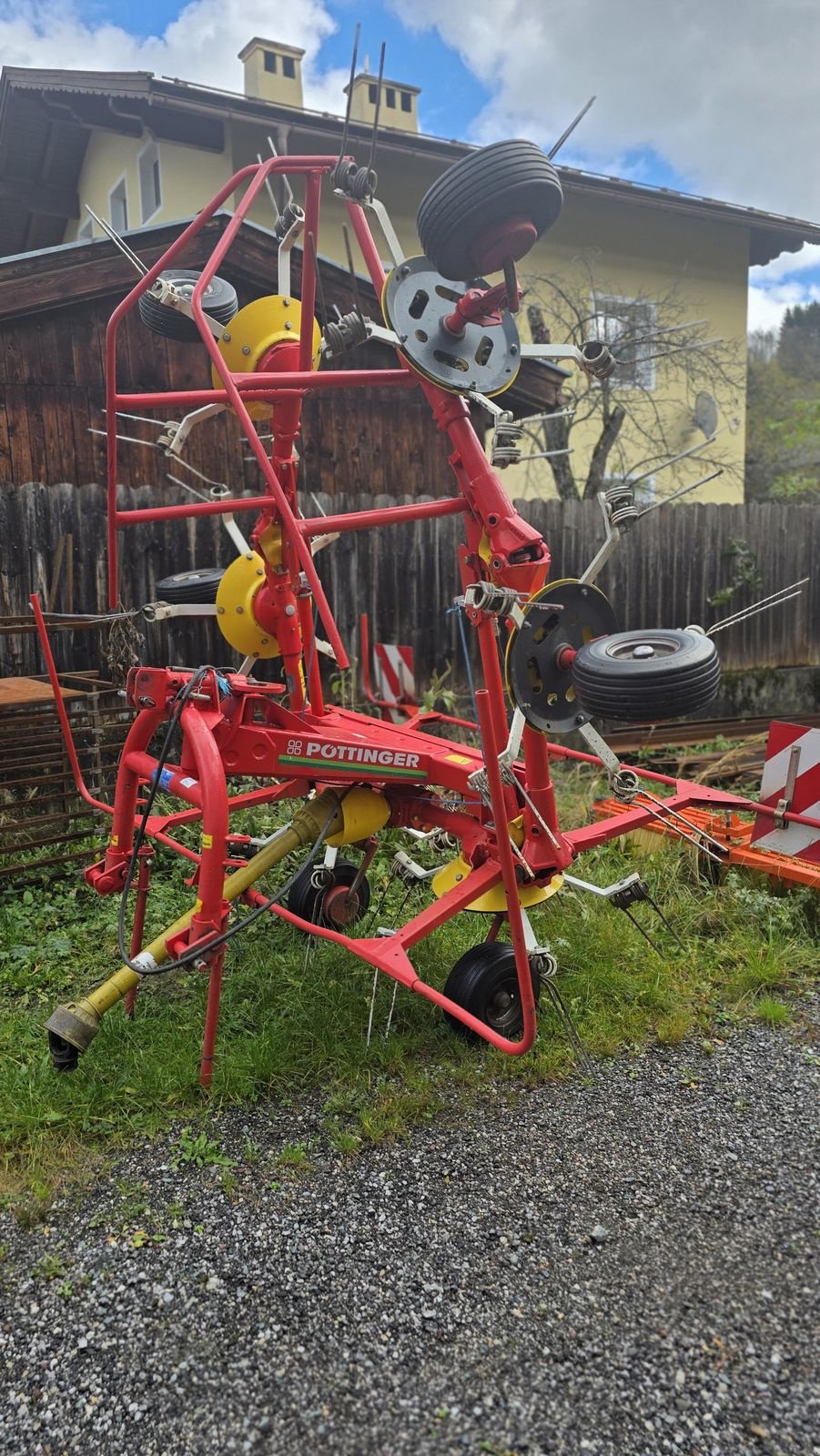 Kreiselheuer del tipo Pöttinger Euro Hit 61 N, Gebrauchtmaschine In Hopfgarten (Immagine 3)