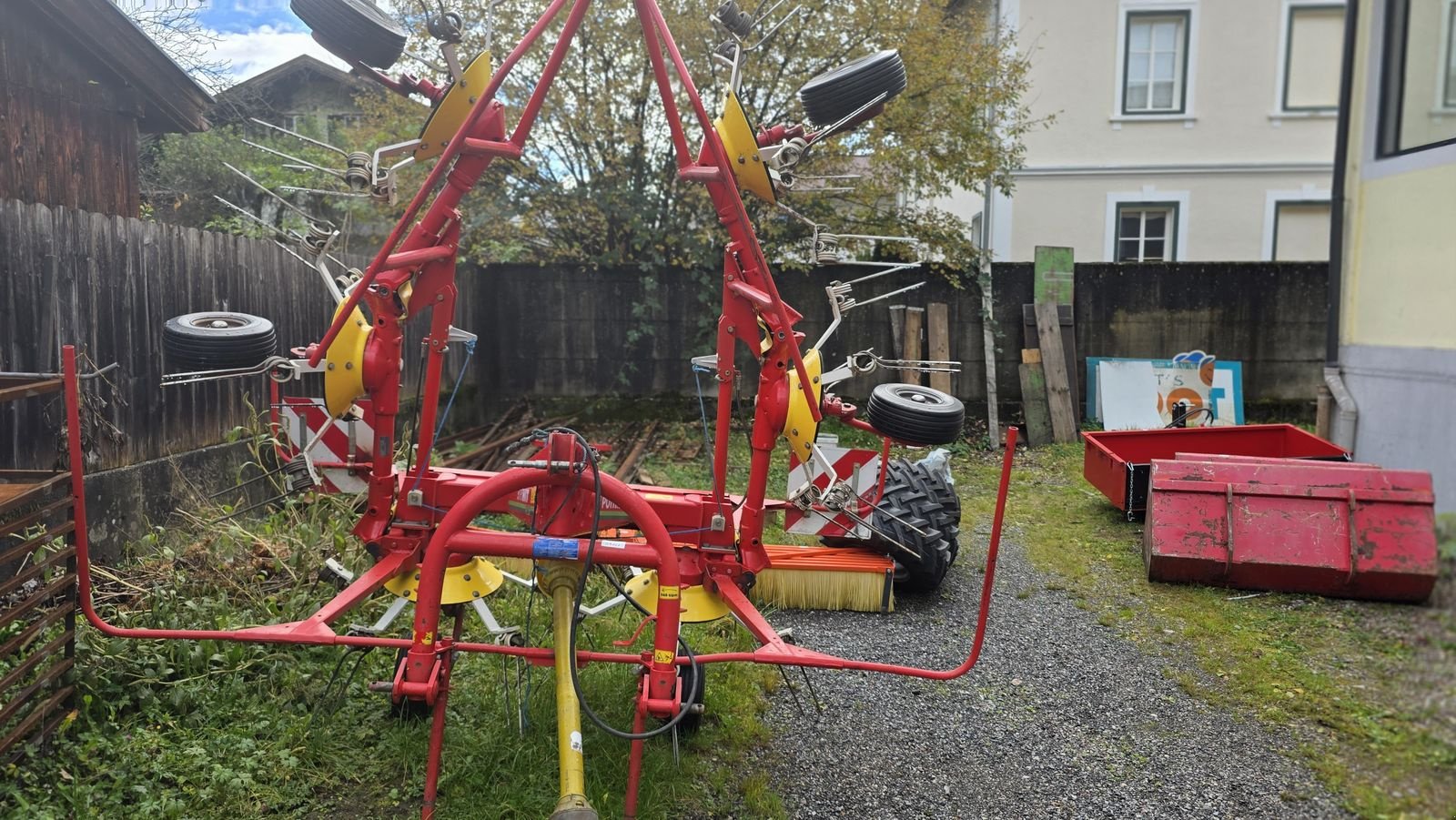 Kreiselheuer del tipo Pöttinger Euro Hit 61 N, Gebrauchtmaschine In Hopfgarten (Immagine 1)