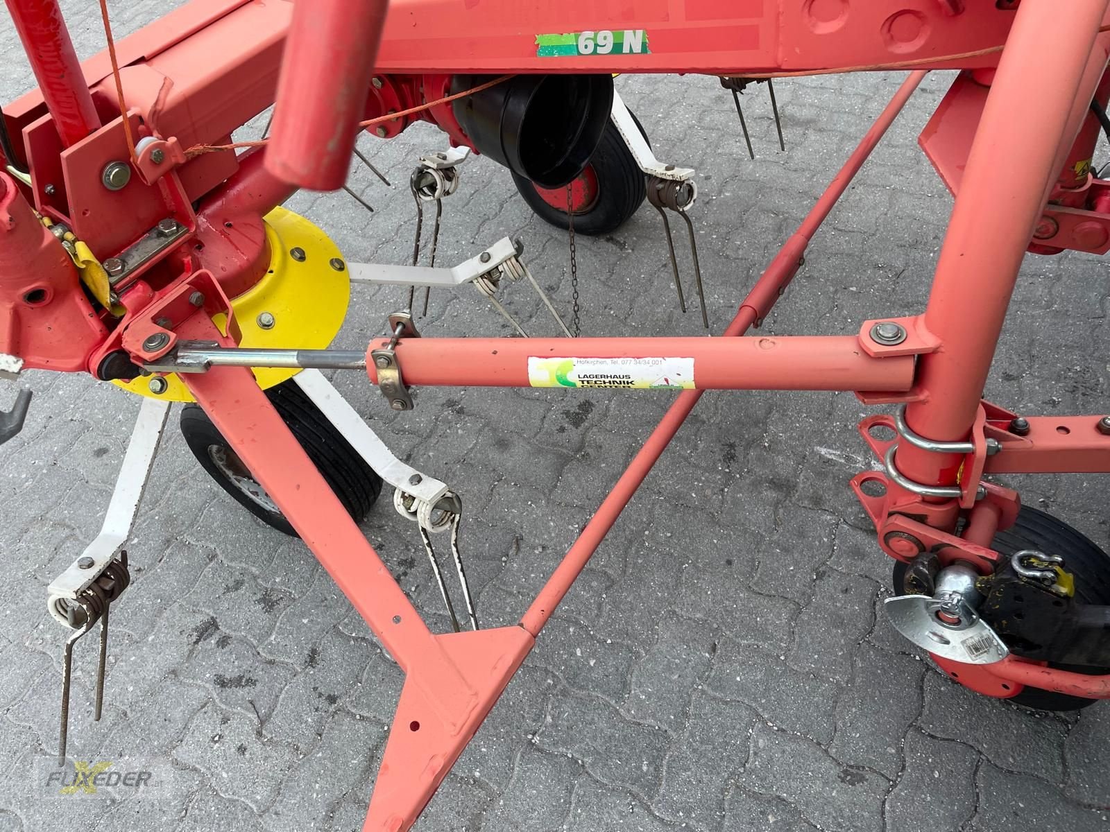 Kreiselheuer of the type Pöttinger Euro Hit 69 N, Gebrauchtmaschine in Pattigham (Picture 7)