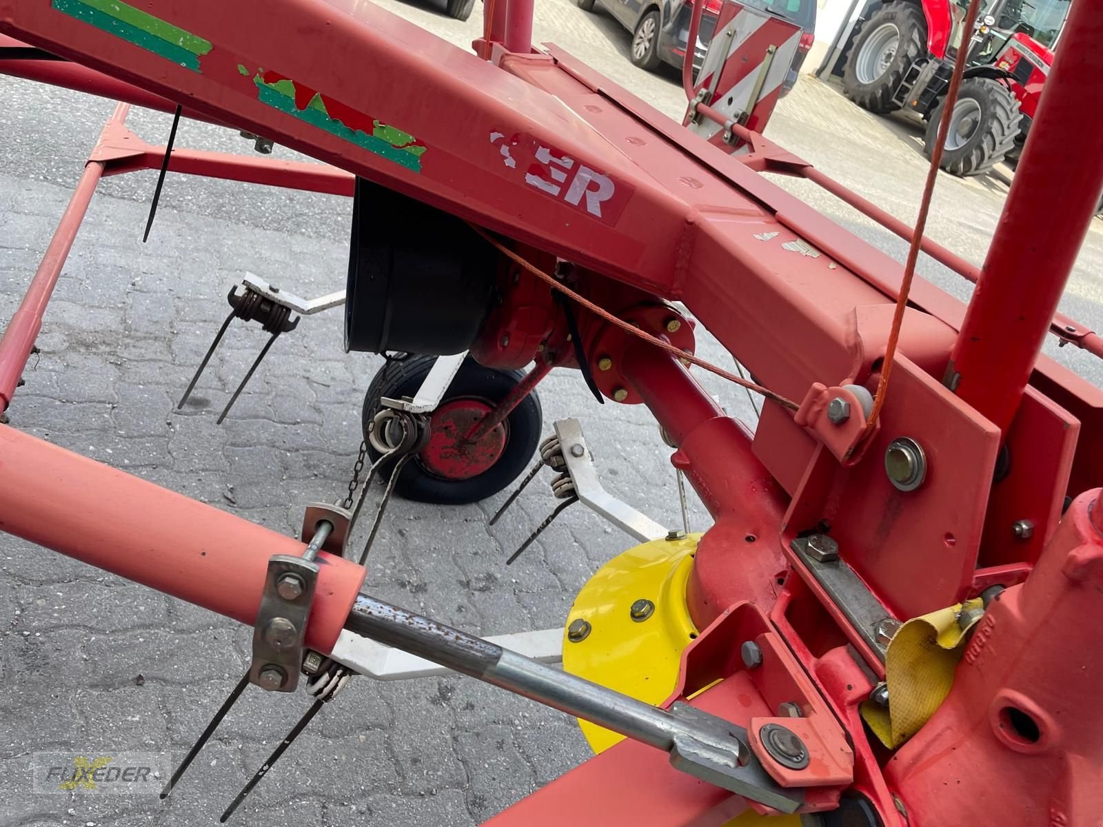 Kreiselheuer of the type Pöttinger Euro Hit 69 N, Gebrauchtmaschine in Pattigham (Picture 5)