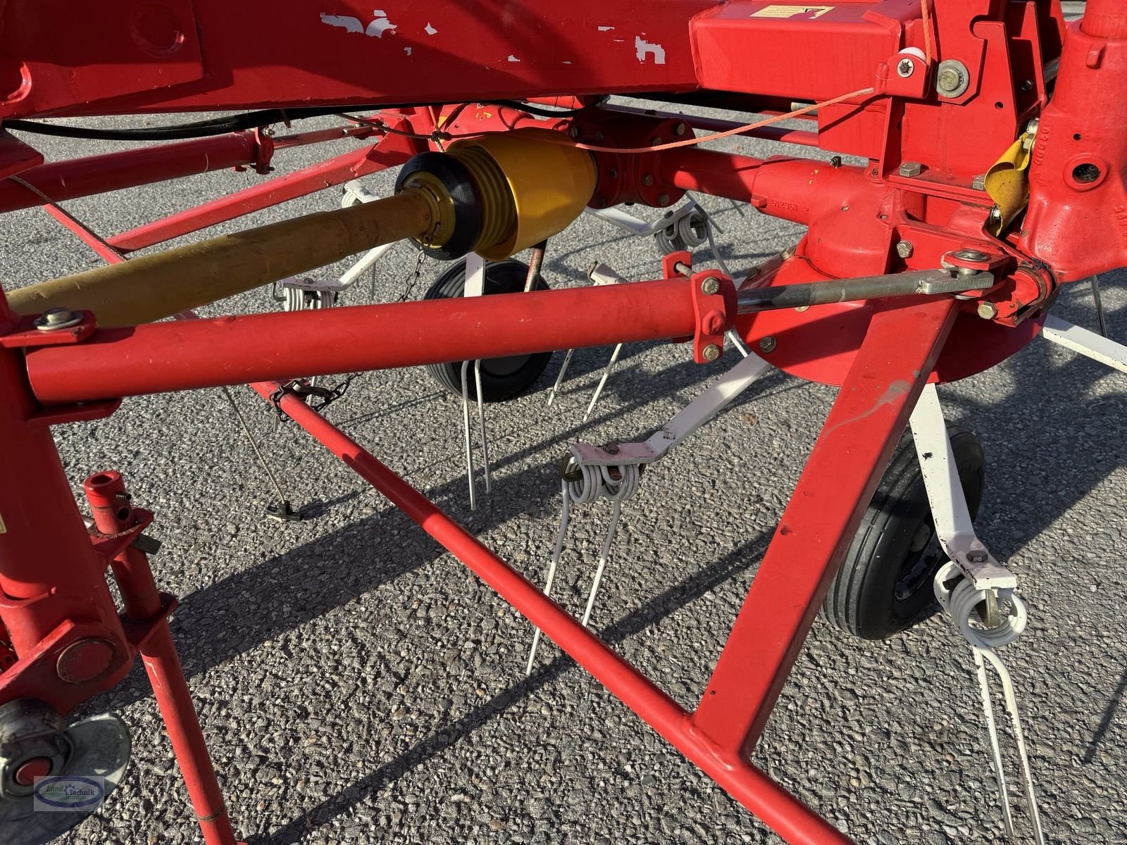 Kreiselheuer typu Pöttinger Euro HIT 69 NZ, Gebrauchtmaschine v Münzkirchen (Obrázek 9)