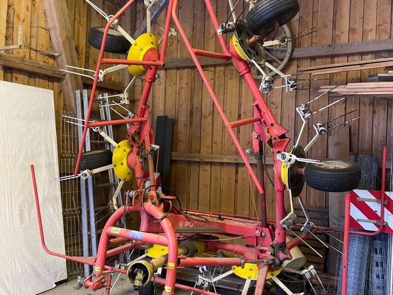 Kreiselheuer des Typs Pöttinger Eurohit 69 N, Gebrauchtmaschine in Arnstorf (Bild 1)