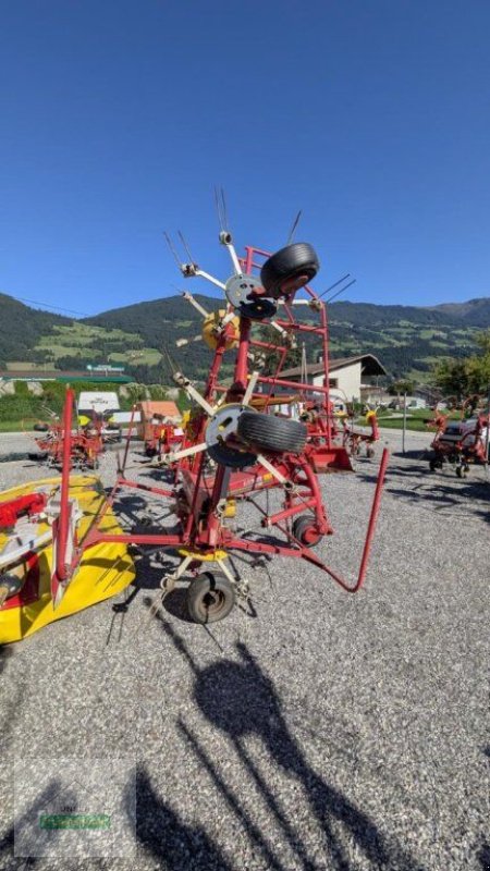 Kreiselheuer des Typs Pöttinger Eurohit 69, Gebrauchtmaschine in Schlitters (Bild 8)