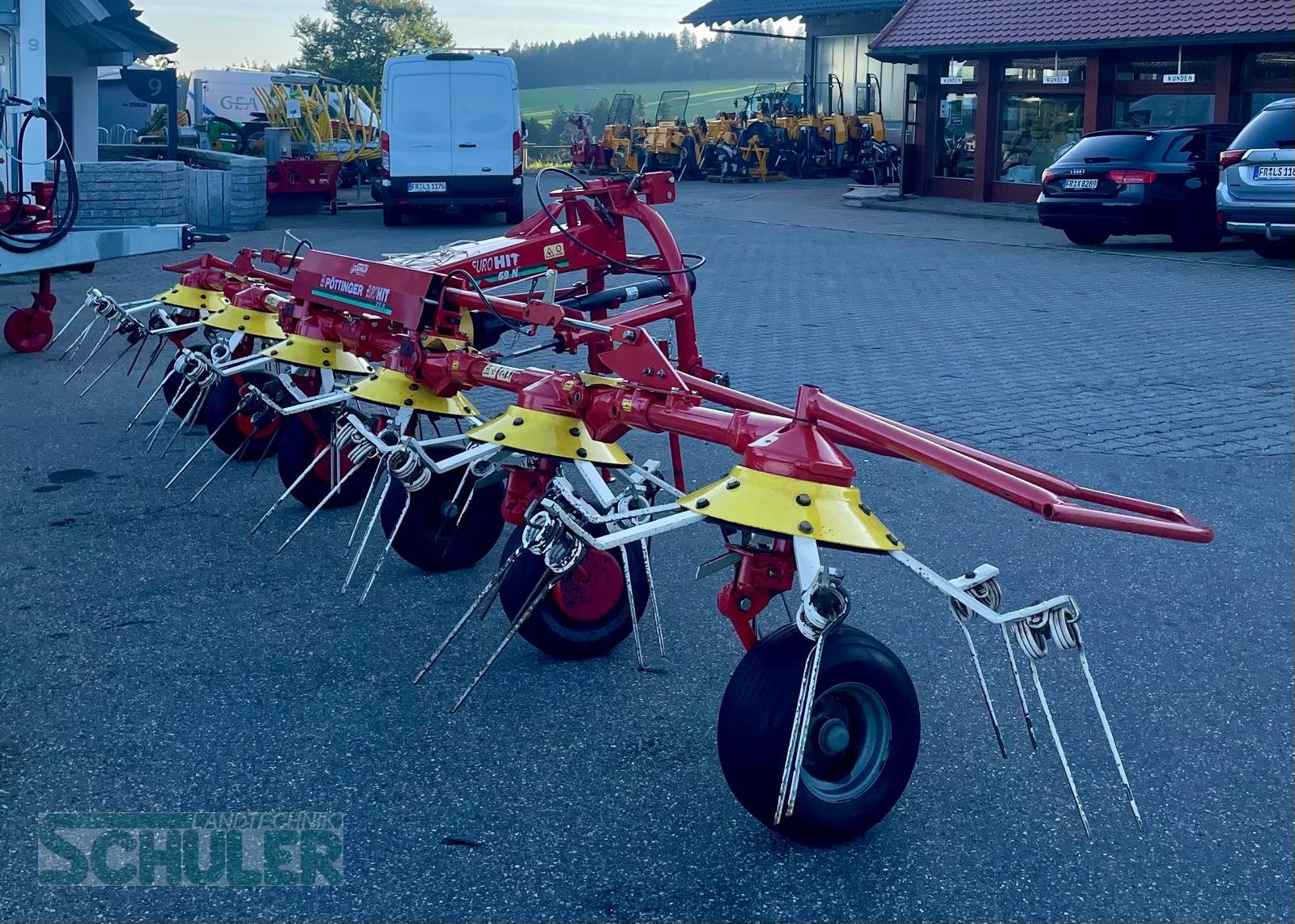 Kreiselheuer des Typs Pöttinger Eurohit 69, Gebrauchtmaschine in St. Märgen (Bild 8)