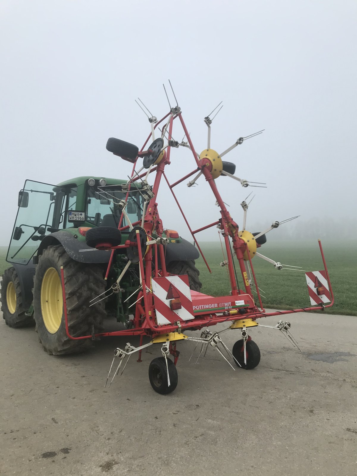 Kreiselheuer des Typs Pöttinger EuroHit 80 NZ, Gebrauchtmaschine in Oberneukirchen (Bild 1)